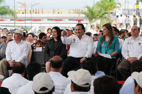Javier Duarte asistió a inauguración de puente en Cordoba