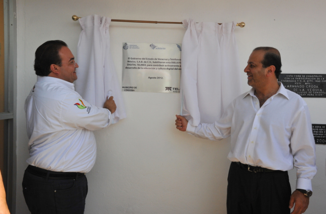 Javier Duarte de Ochoa inauguró biblioteca texmen.png